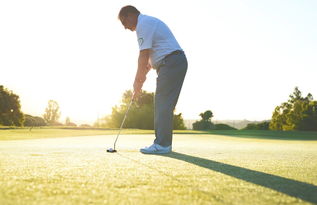 开云app官网-中国高尔夫球员许赢夺得女子中巡个人第三冠，许亚军高尔夫